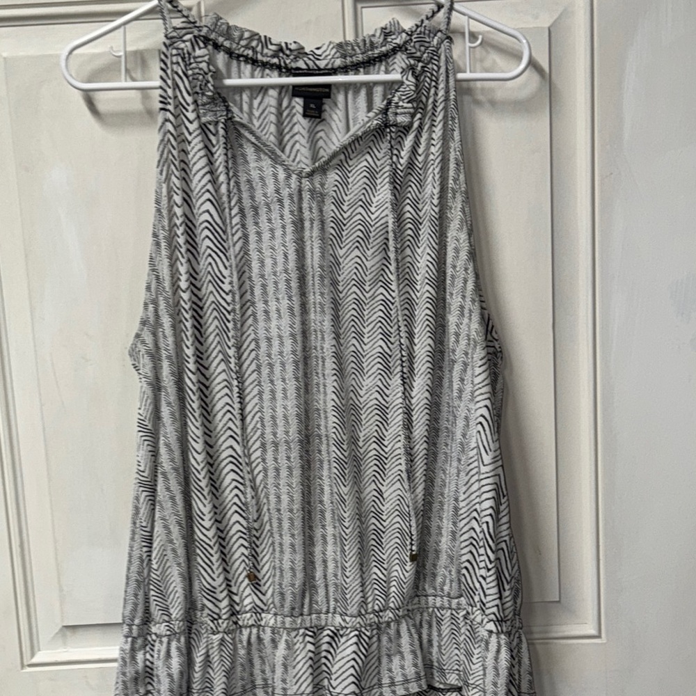 Worthington Black and White Chevron Tank Top